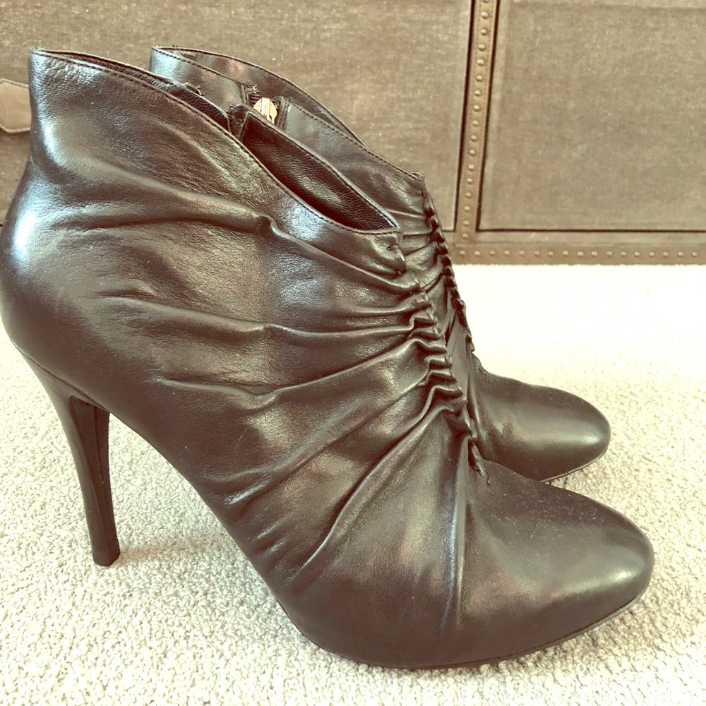 GUESS Booties